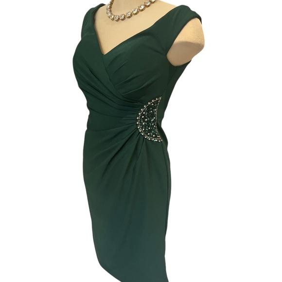 OLEG CASSINI Dress Size 4 Juniper Green Crepe Off Shoulder With Embellishments - Picture 3 of 14